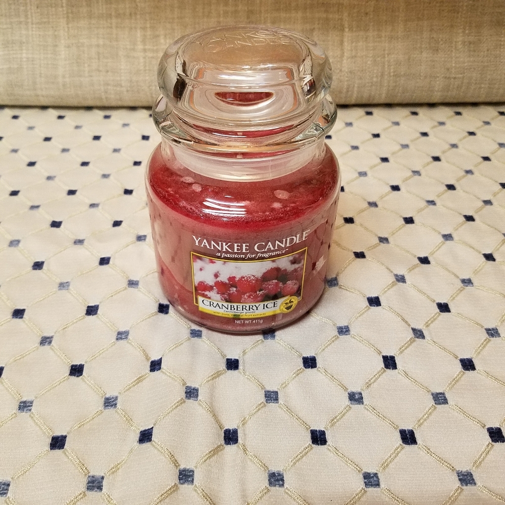 🆕️Yankee Candle Jar Cranberry Ice